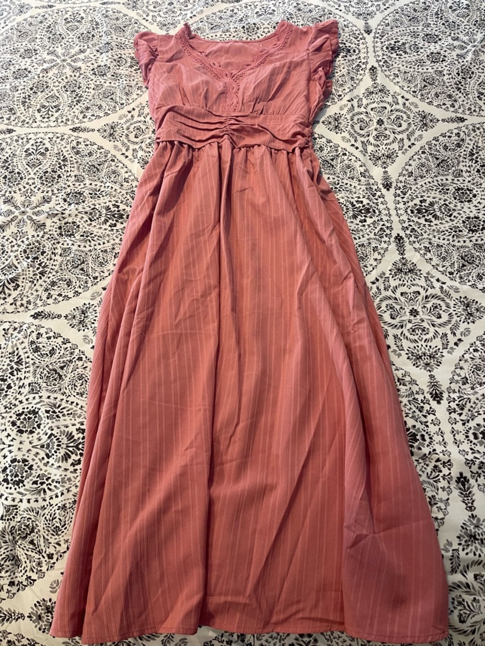 Mauve Pink Maxi Dress with Delicate Lace Trim